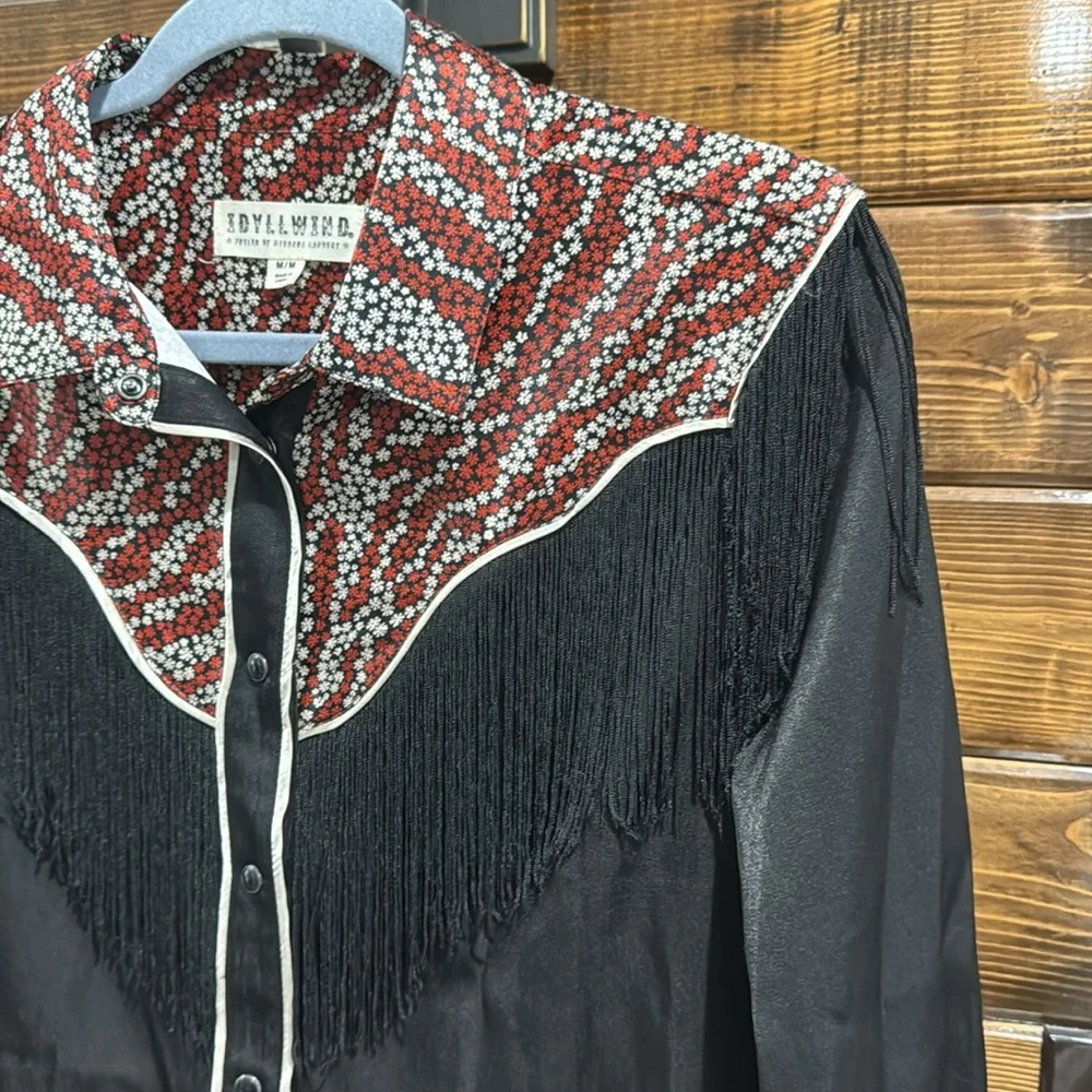 Idyllwind Black and Red Western Fringe Shirt - Picture 5 of 12